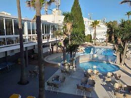 Flipflop Cala Mandía Hotel