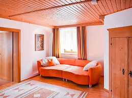 Scenic Apartment in Rattenberg