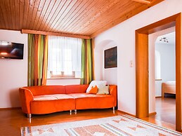 Scenic Apartment in Rattenberg