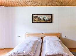 Scenic Apartment in Rattenberg