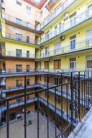 Real Apartments Kertész II.