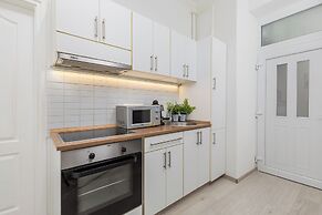 Real Apartments Kertész II.