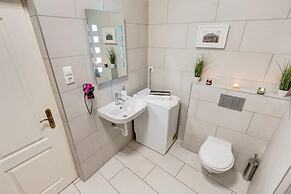 Real Apartments Kertész II.