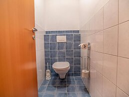 Apartment in Stubai Valley With ski Room