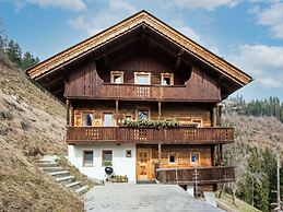 Spacious Holiday Home With Sauna