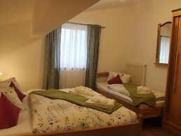 Apartment in Saalfelden Including Leogang Card