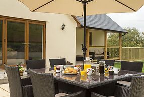 The Garden Apartment a Luxurious Rural Retreat