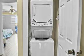 Cajun Respite 3 Bedroom Condo by RedAwning