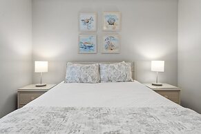 Shore To Please 4 Bedroom Home by RedAwning