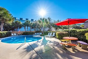 Shore To Please 4 Bedroom Home by RedAwning