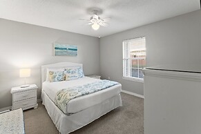 Shore To Please 4 Bedroom Home by RedAwning