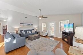 Shore To Please 4 Bedroom Home by RedAwning