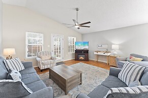 Shore To Please 4 Bedroom Home by RedAwning