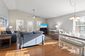 Shore To Please 4 Bedroom Home by RedAwning