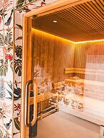 Bloom House Hotel & SPA