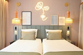 Bloom House Hotel & SPA