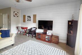 Coral Crab 2 Bedroom Townhouse by RedAwning