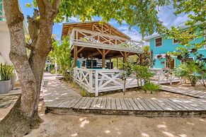 CAMP BAY LODGE