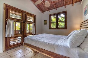 CAMP BAY LODGE