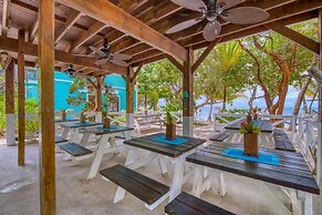 CAMP BAY LODGE