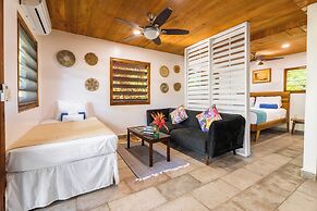 CAMP BAY LODGE