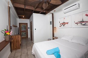 CAMP BAY LODGE