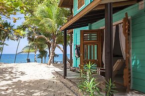 CAMP BAY LODGE