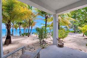 CAMP BAY LODGE