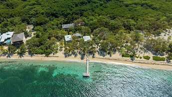 CAMP BAY LODGE