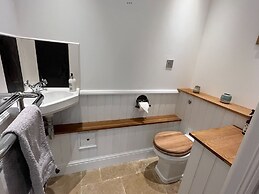 Stunning and Luxurious Manor House Holiday Home