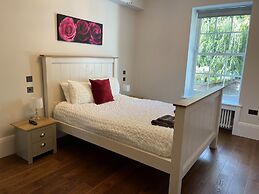 Stunning and Luxurious Manor House Holiday Home