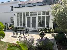 Stunning and Luxurious Manor House Holiday Home