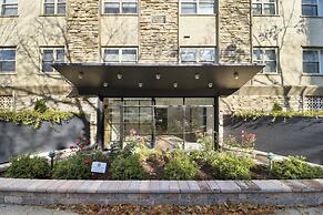 Fully Furnished Studio Apt in Lakeview