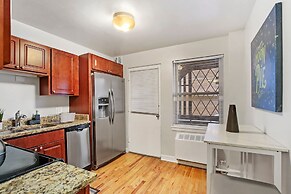 Cozy 1BR Serene Apt in Bowmanville