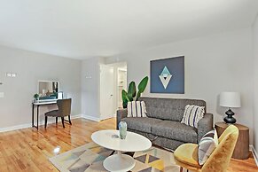 Cozy 1BR Serene Apt in Bowmanville