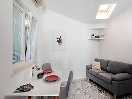 Sunny Palace Apartments