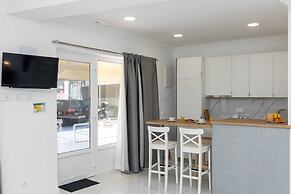 Sunny Palace Apartments