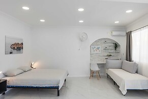 Sunny Palace Apartments