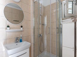 Sunny Palace Apartments