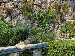 Sunny Palace Apartments