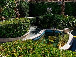 Sunny Palace Apartments