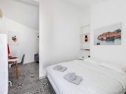 Sunny Palace Apartments