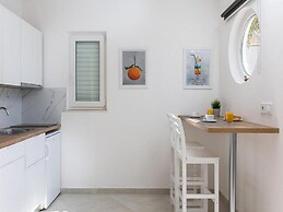 Sunny Palace Apartments