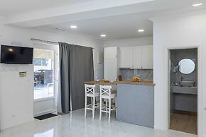 Sunny Palace Apartments