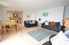 Ballycotton Holiday Apartment No 6