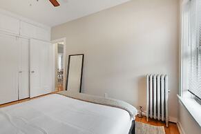 3BR Apartment w Laundry in Rogers Park