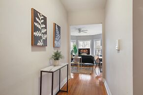 3BR Apartment w Laundry in Rogers Park