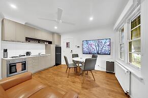 113 Hoddle