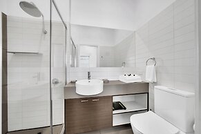 113 Hoddle
