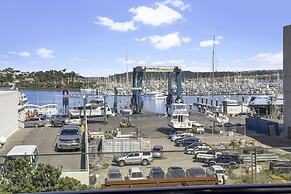 Modern tranquility in the city